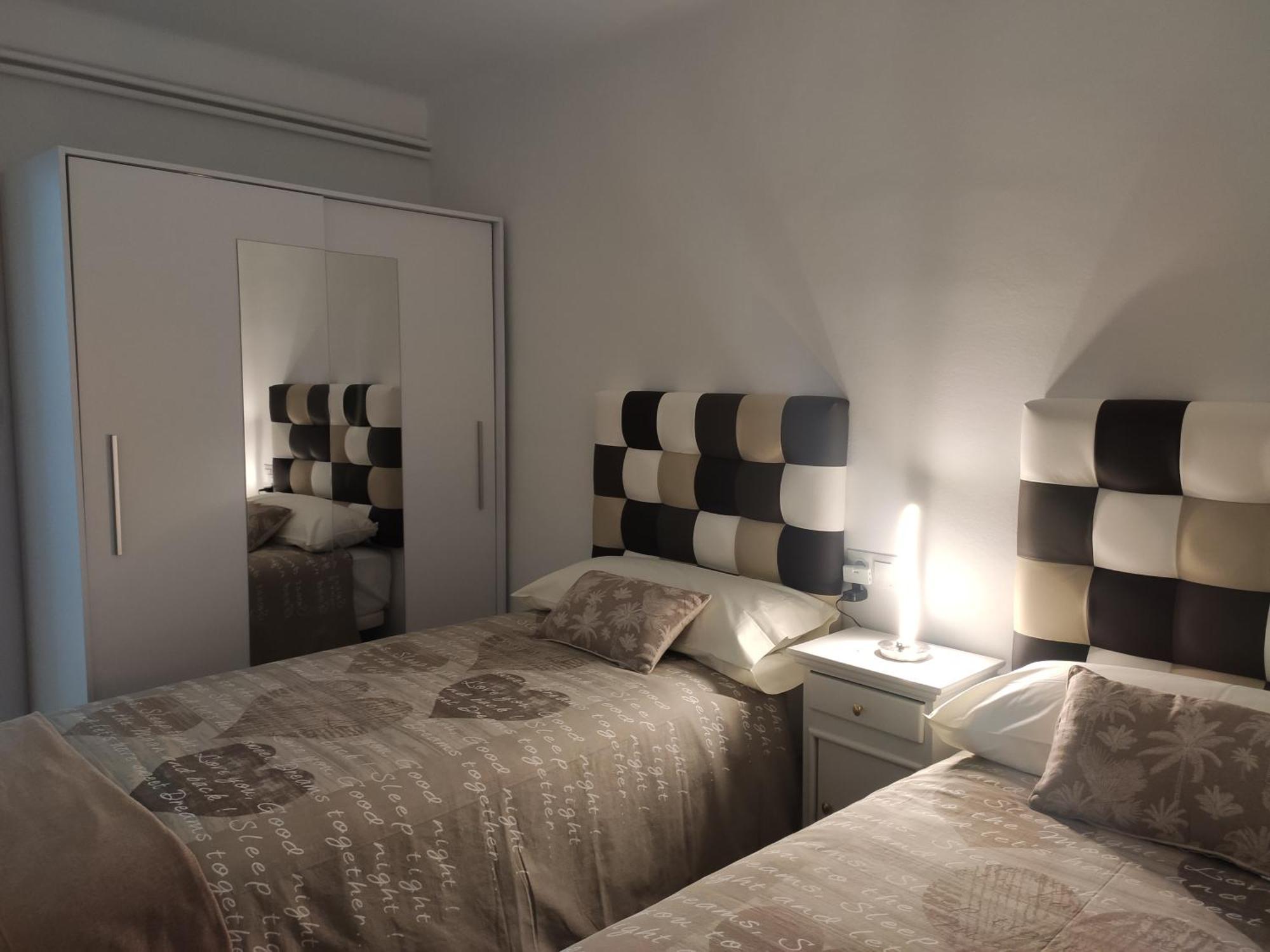 Apartamento Confort II La Seu d'Urgell Kültér fotó