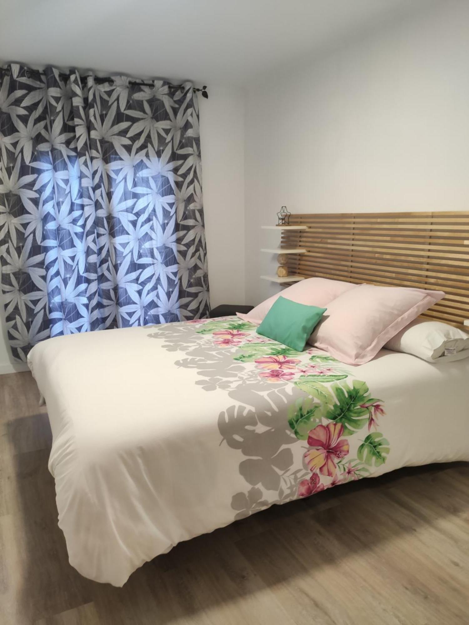 Apartamento Confort II La Seu d'Urgell Kültér fotó