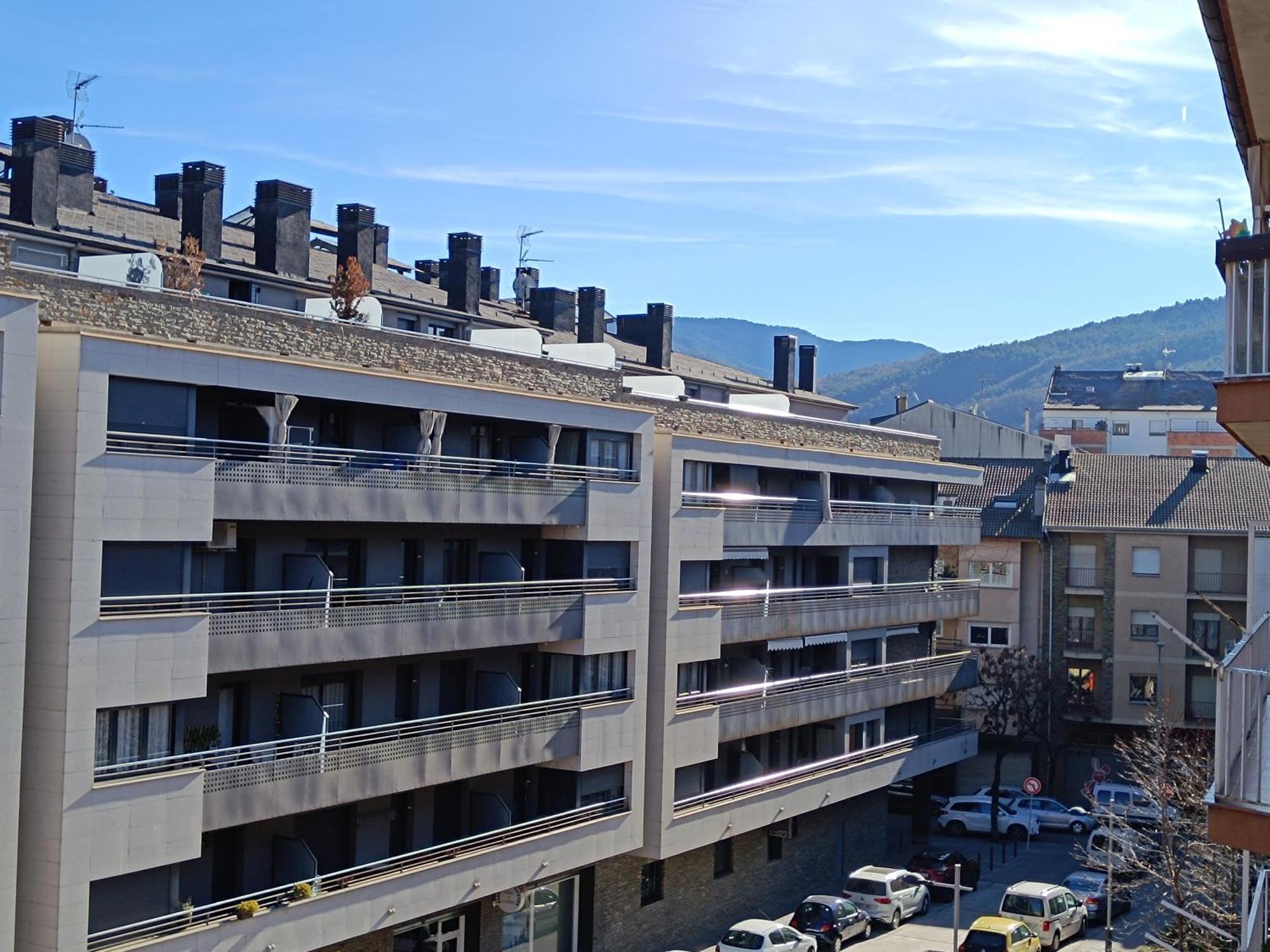 Apartamento Confort II La Seu d'Urgell Kültér fotó